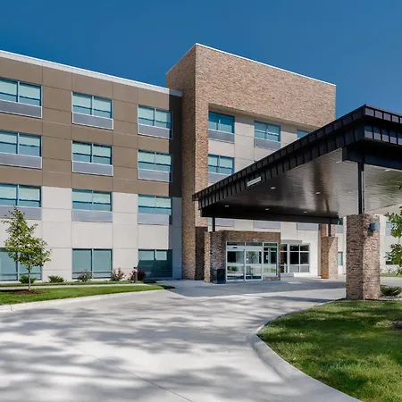 Holiday Inn Express & Suites Alton St Louis Area By Ihg