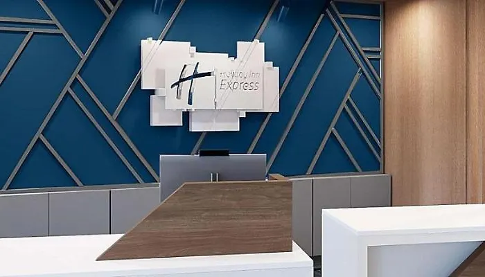 Express & St Louis Area By Ihg Отель