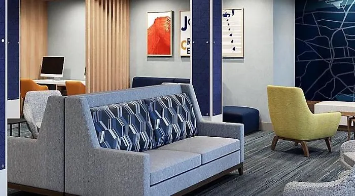 Express & St Louis Area By Ihg Отель Элтон