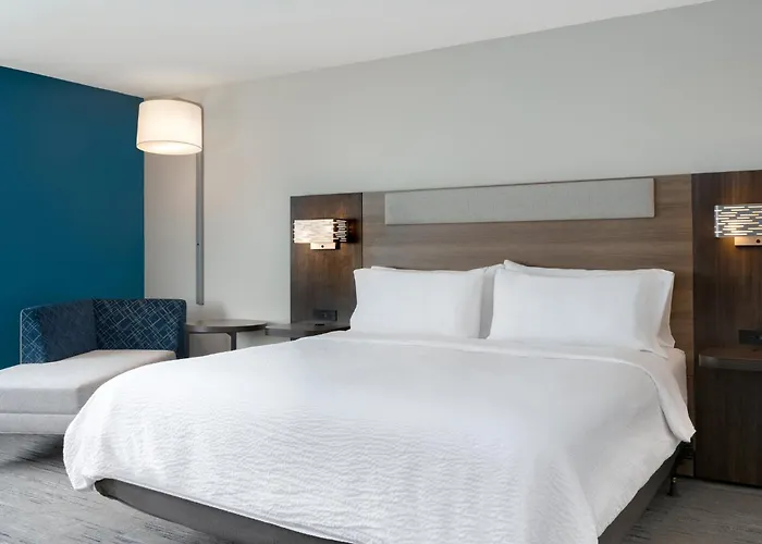 Express & St Louis Area By Ihg 3*