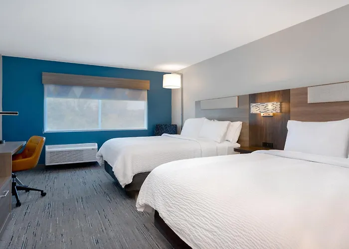 Express & St Louis Area By Ihg Отель